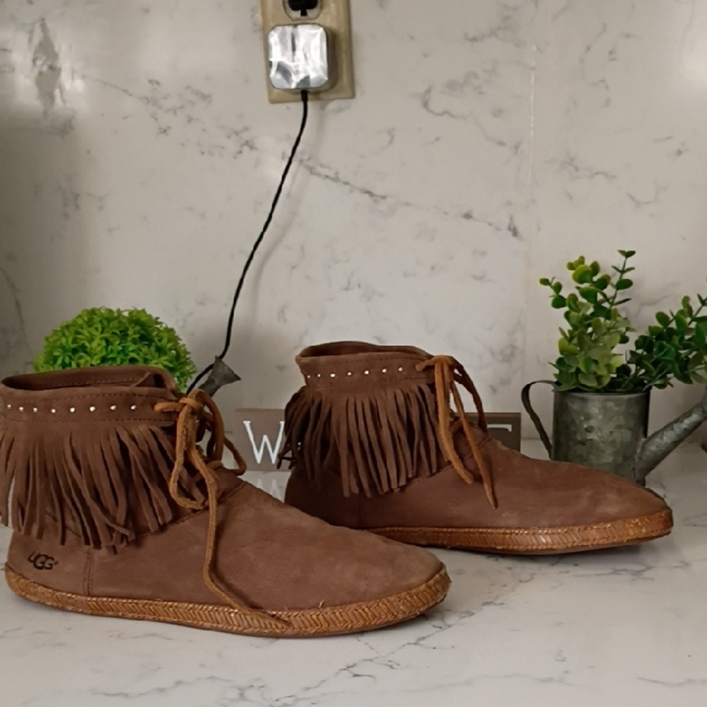 UGG Brown Fringe Women's Mocassins